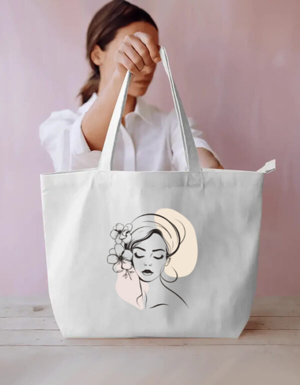 Girl Silhouette 5 Everyday Large Tote Bag