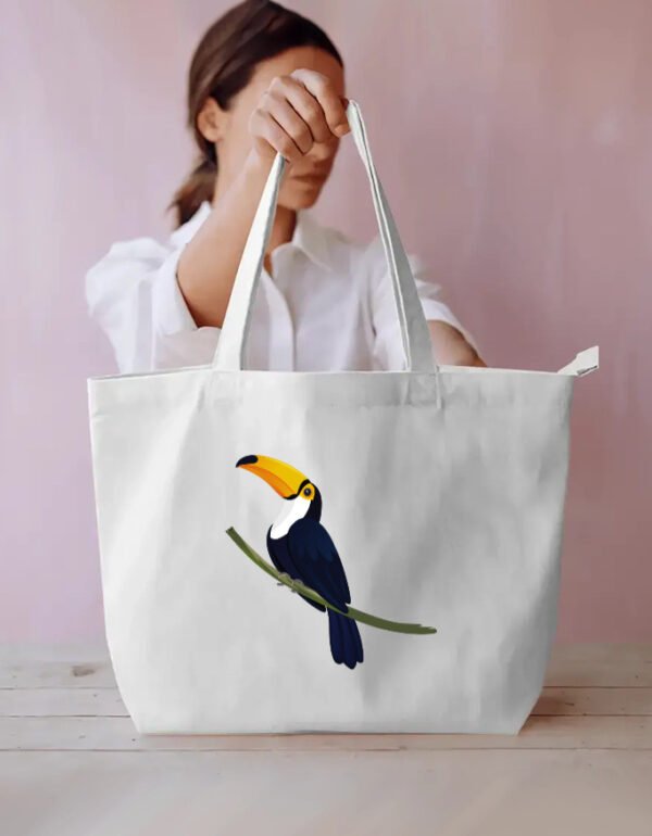Tucan 006 Everyday Large Tote Bag