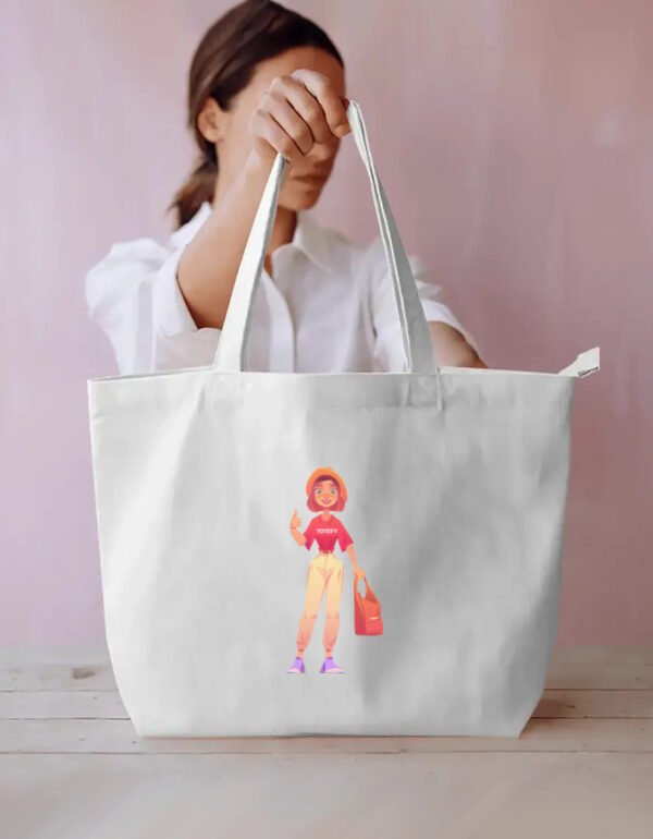 Tourist 1 Everyday Large Tote Bag - Image 2