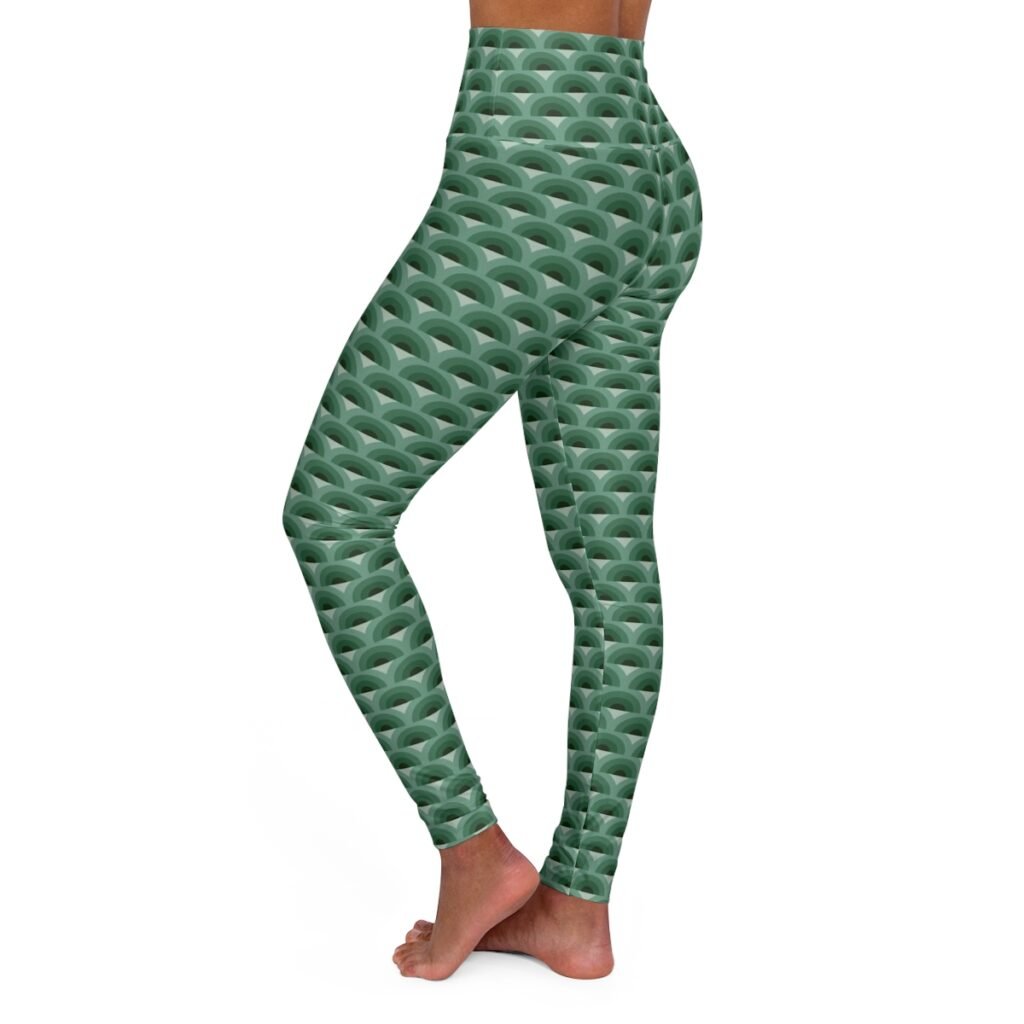 Misty Forest Peacock Feather Gym Leggings