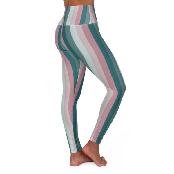 Retro Romance LGHP Gym Leggings - Image 4